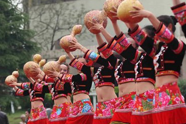 拉祜族的传统节日,拉祜族的风俗习惯