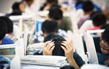 求高考英语作文万能句型,高级句型,高级词汇。