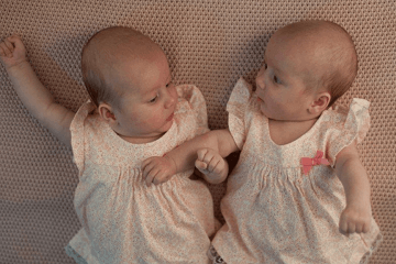 【如何给双胞胎宝宝起名字】如何给双胞胎宝宝起名