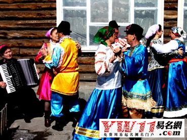 俄罗斯族的传统节日,俄罗斯族的风俗惯